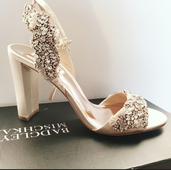 Badgley Mischka Shoes - NWT Badgley Mischka Libby